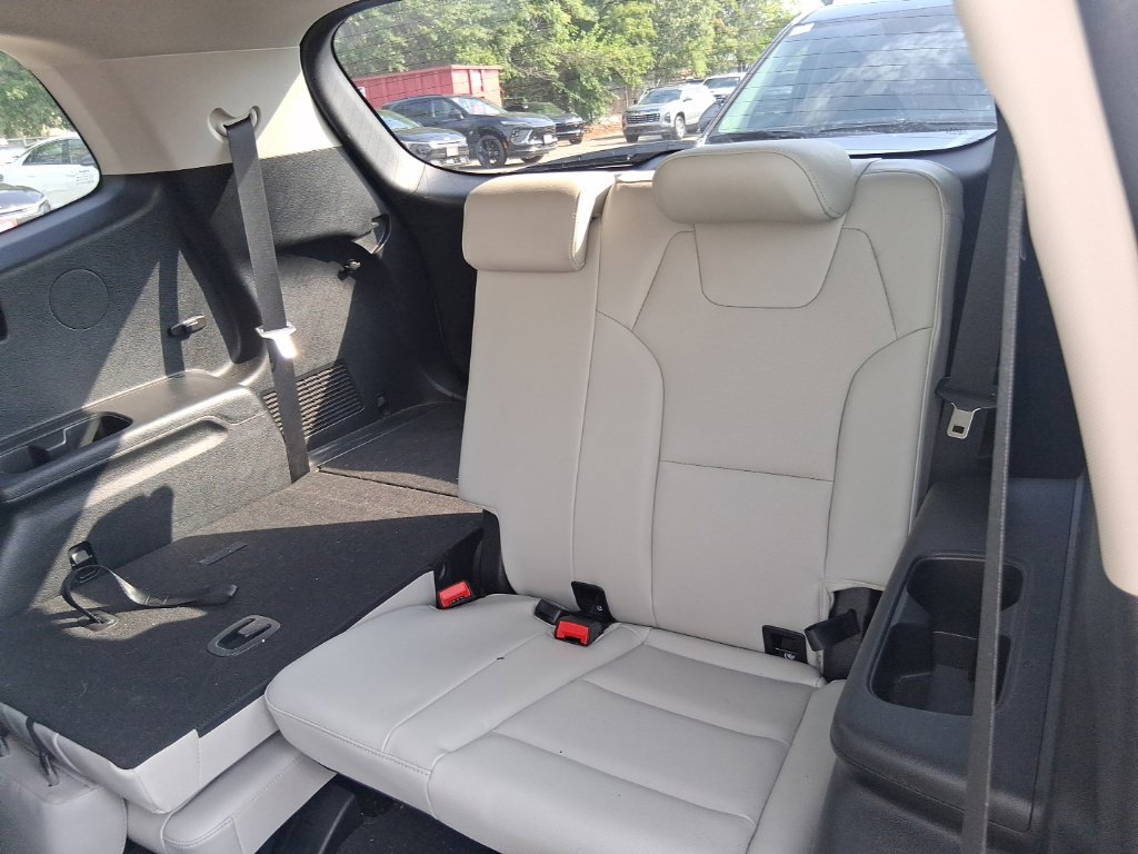 Certified Used 2023 Silver Kia EX image 14