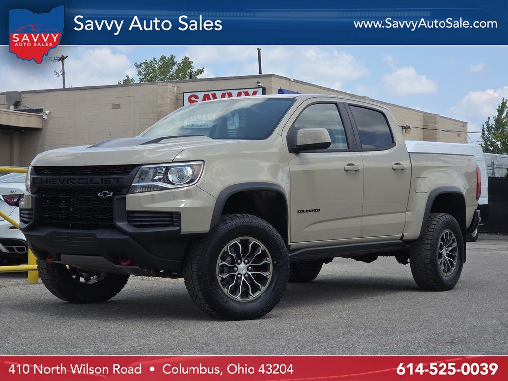 Sand Dune Metallic 2021 Chevrolet Colorado Pickup Truck Four-Wheel Drive 8-Speed Automatic