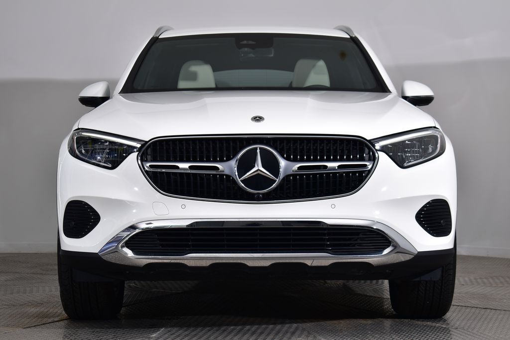 2023 Mercedes-Benz GLC 300 8