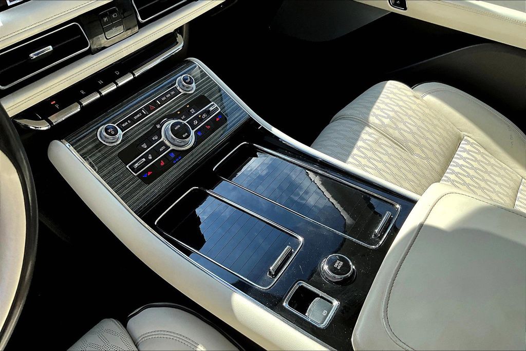 Used 2022 Gray Lincoln Black Label image 14