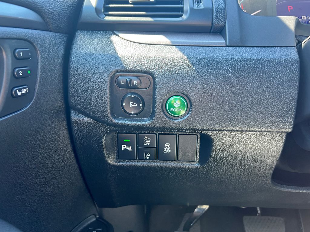 Thumbnail: 2023 Honda Passport - 17