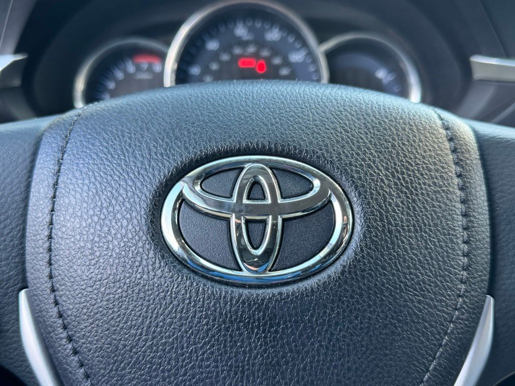 2015 Toyota Corolla L 24