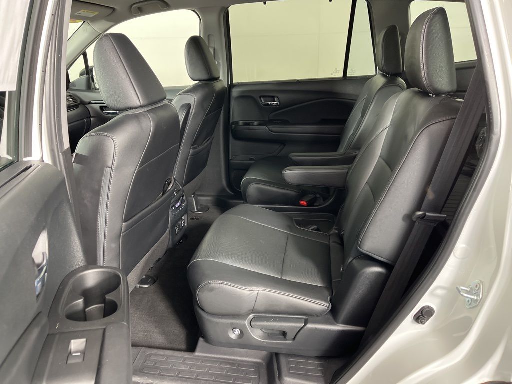 Thumbnail: 2021 Honda Pilot - 30