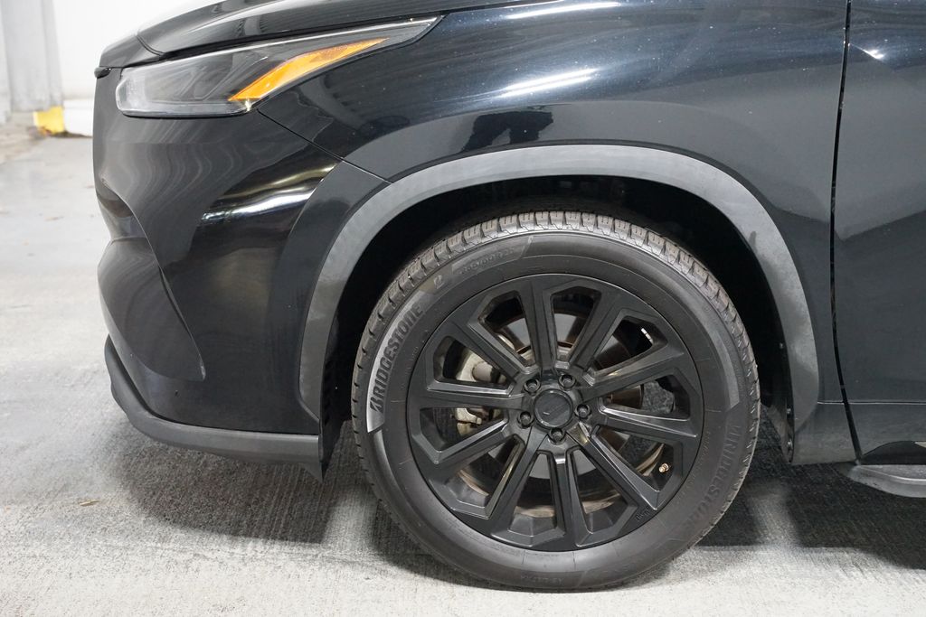 Thumbnail: 2023 Toyota Highlander - 5