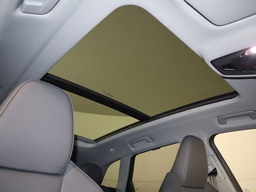 Thumbnail: 2025 Audi Q5 - 20