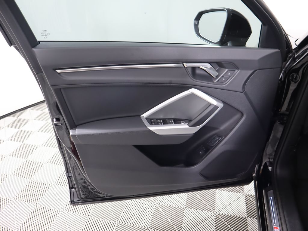 Thumbnail: 2024 Audi Q3 - 24