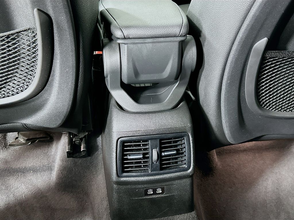 Thumbnail: 2020 BMW X1 - 26