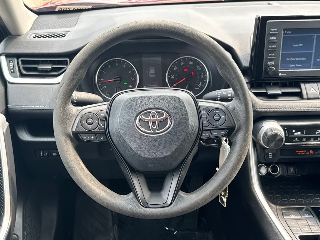 2022 Toyota RAV4 LE photo 15