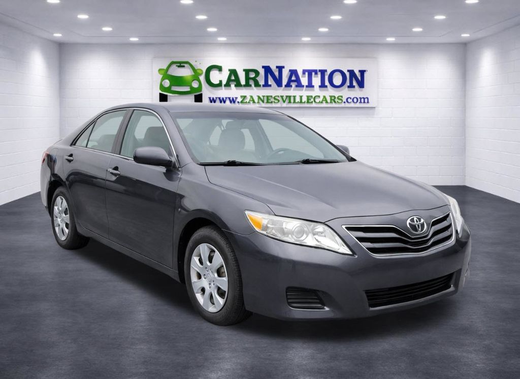 2011 Toyota Camry LE