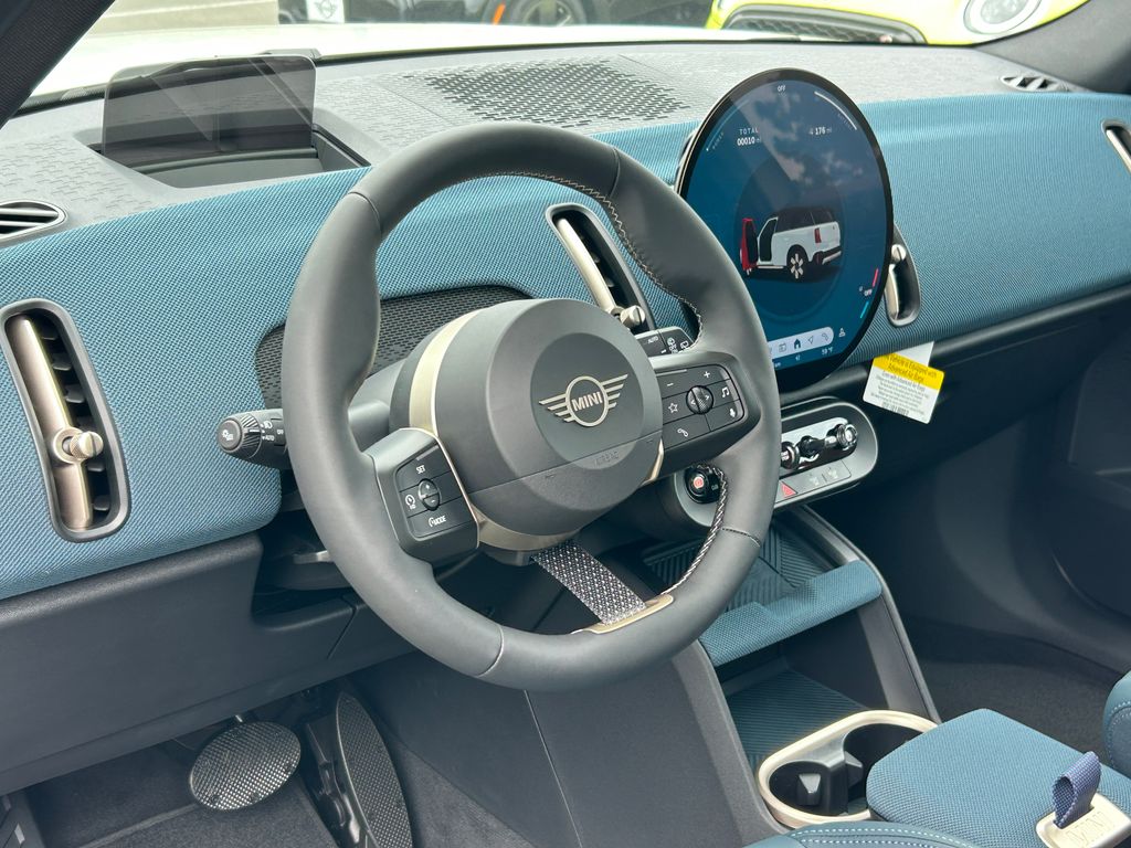 2025 MINI Cooper Countryman Signature 13