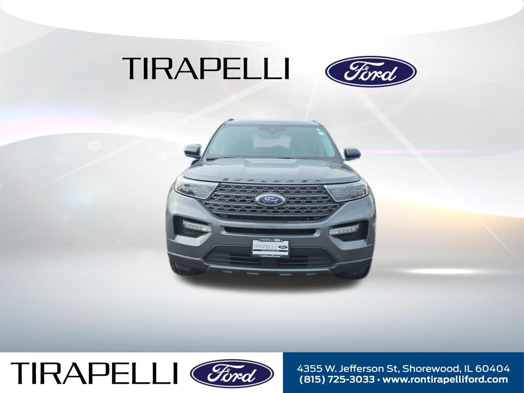 Certified Used 2023 Gray Ford XLT image 5