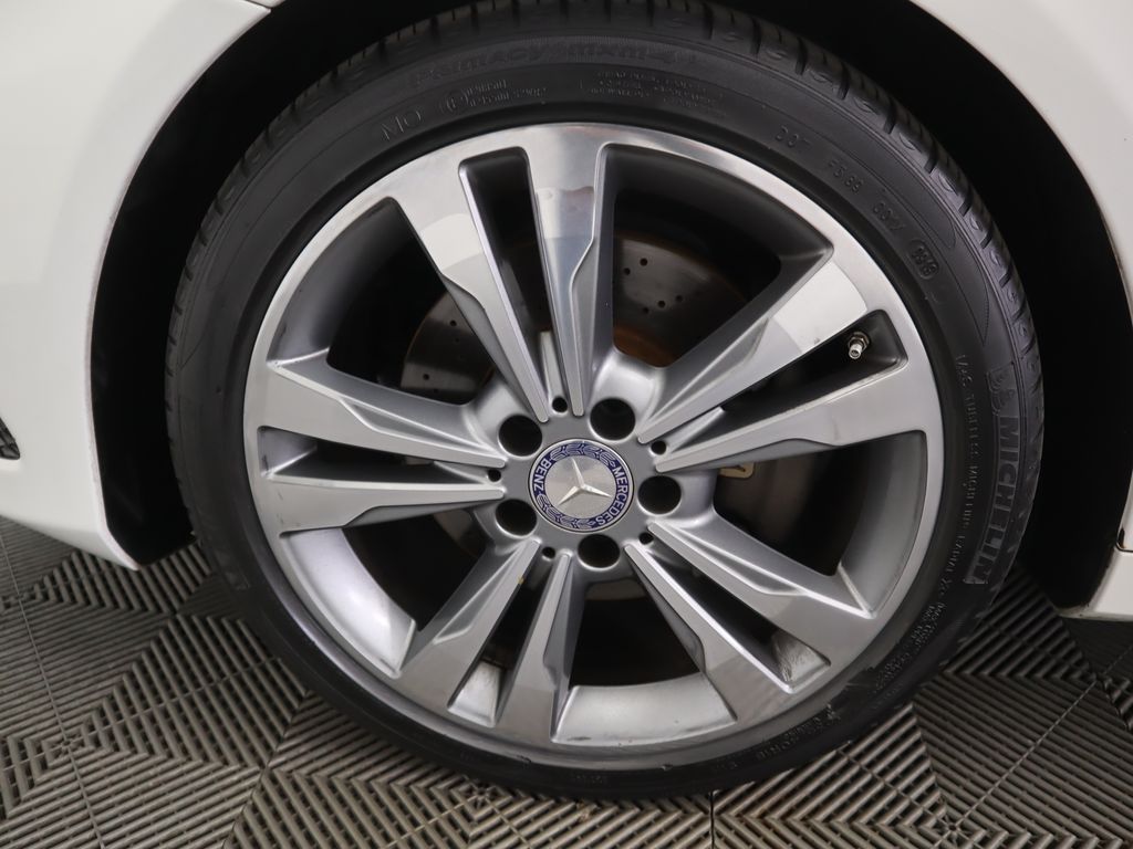 Thumbnail: 2014 Mercedes-Benz E-Class - 29