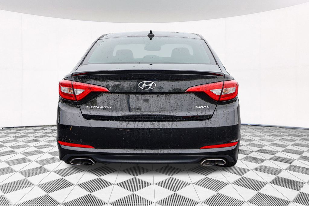 2015 Hyundai Sonata Sport 9