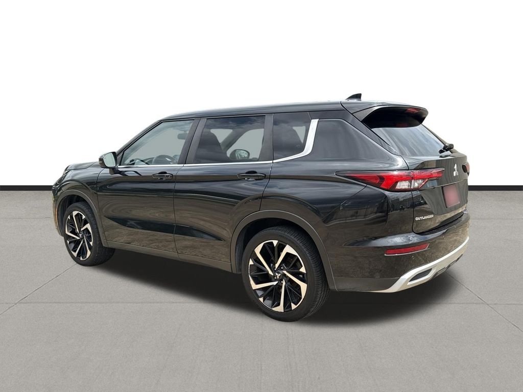 2022 Mitsubishi Outlander SE Black at DeMontrond Gulf Freeway
