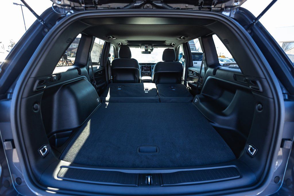 2025 Jeep Grand Cherokee Laredo X thumbnail 35