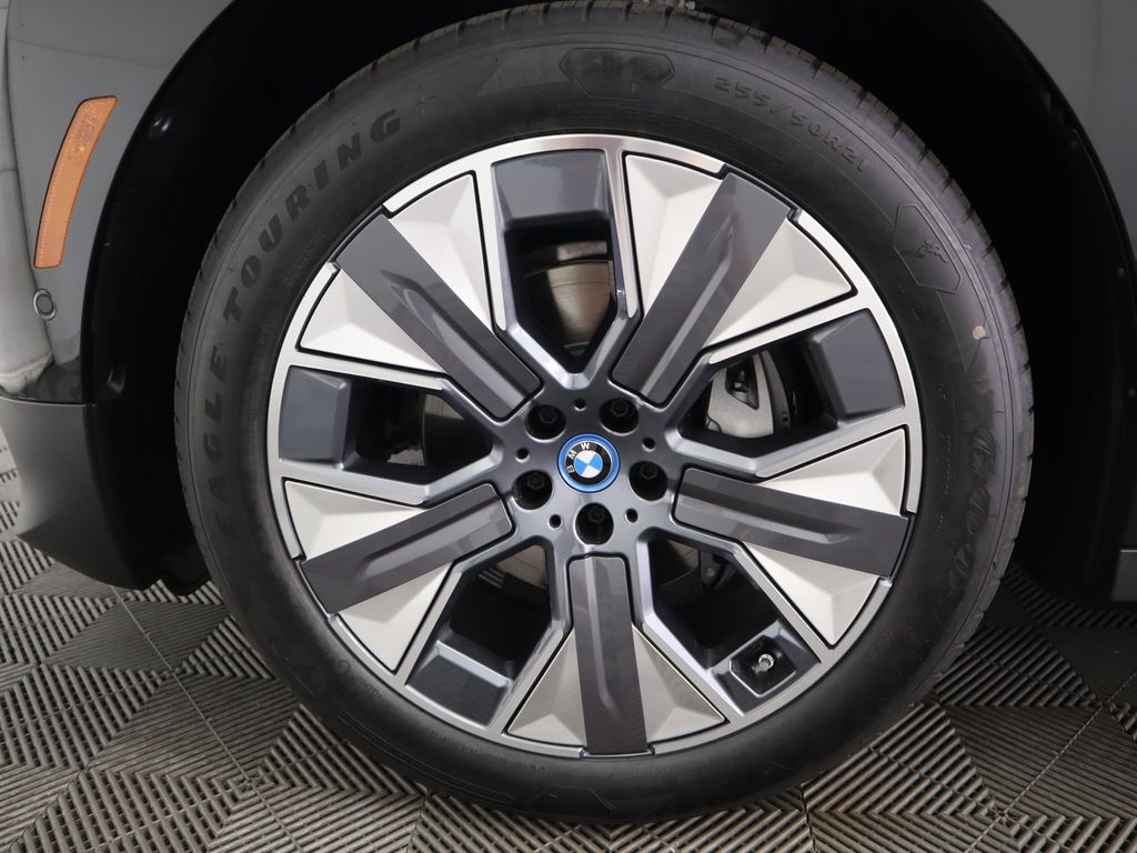 2025 BMW iX xDrive50 30