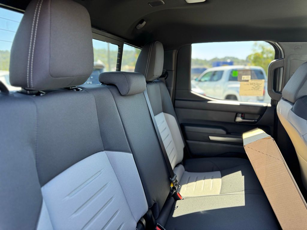 2025 Toyota Tacoma TRD Sport Double Cab photo 28