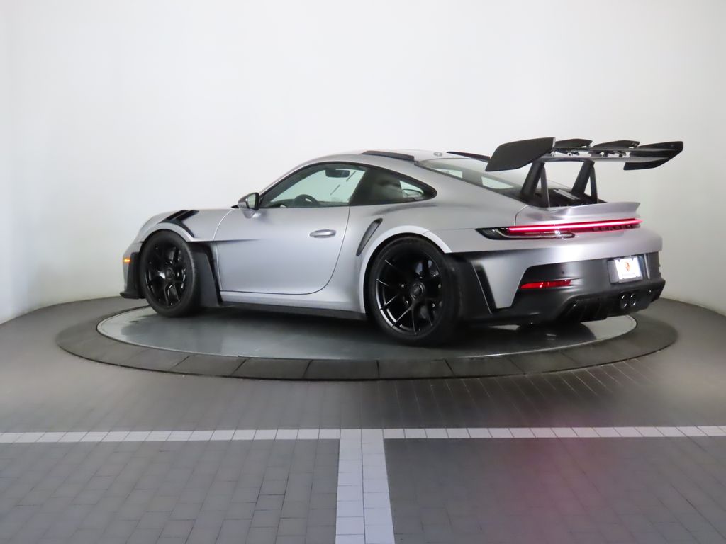 Thumbnail: 2025 Porsche 911 - 3