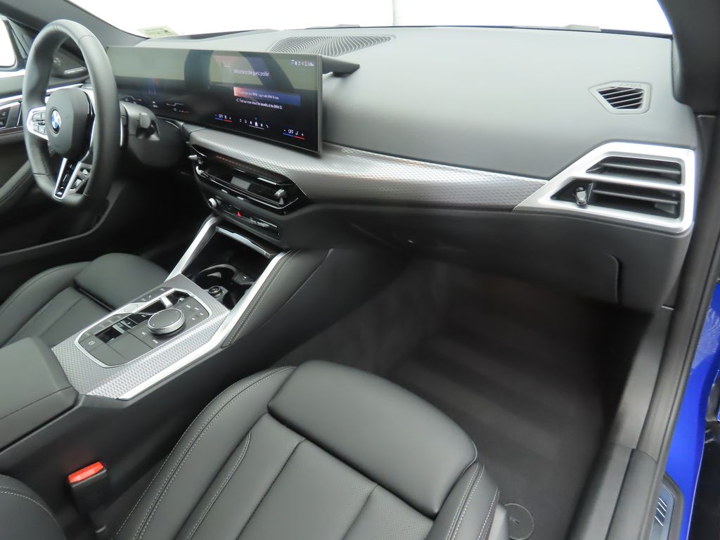 Thumbnail: 2025 BMW 4 Series - 17