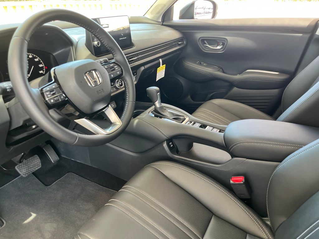 Thumbnail: 2027 Honda HR-V - 18