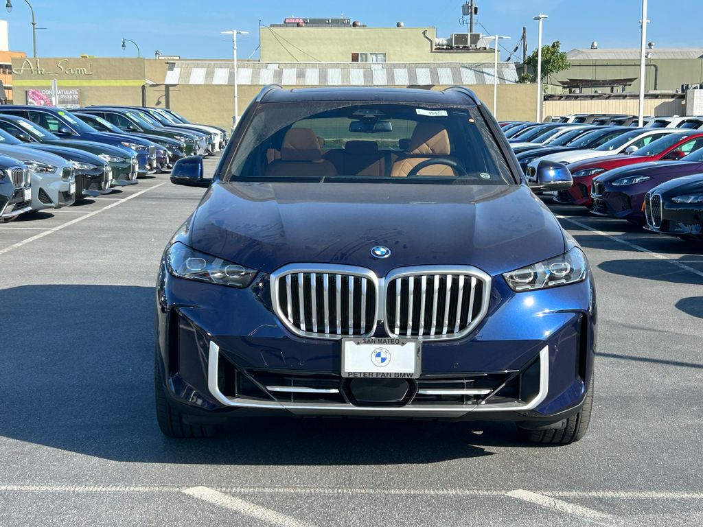 2026 BMW X5 xDrive50e 8