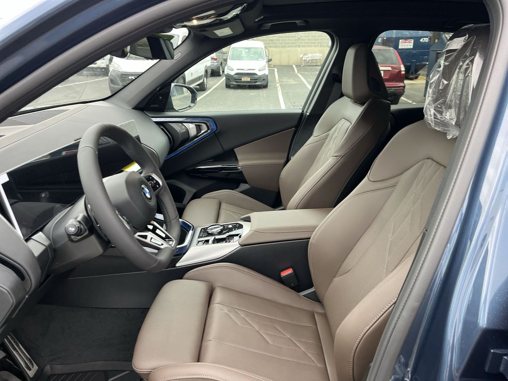 Thumbnail: 2026 BMW X3 - 11