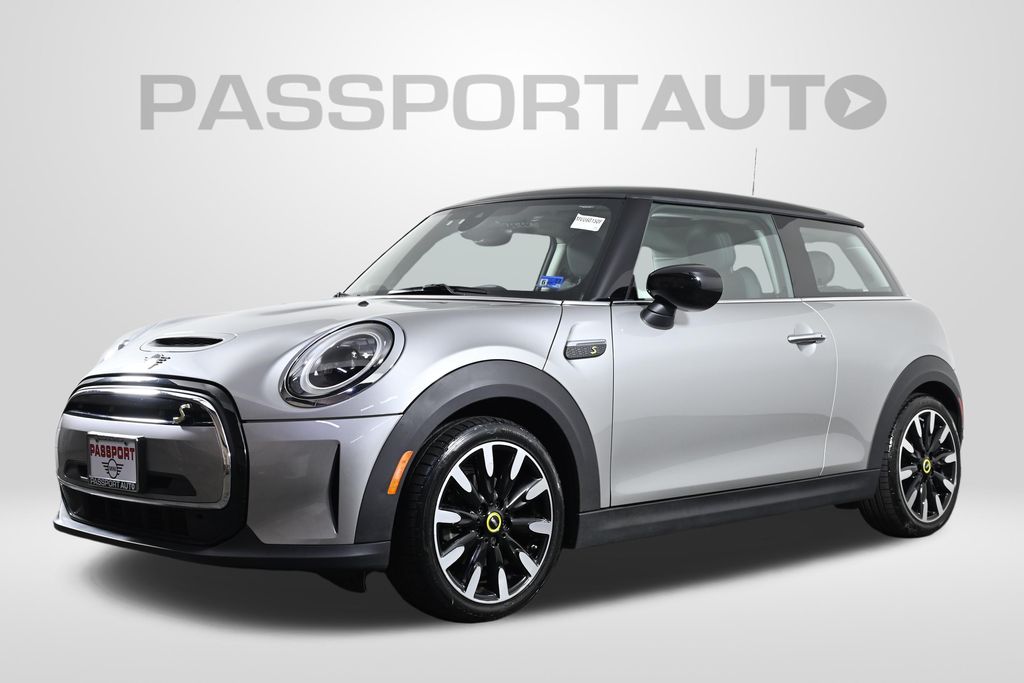 Melting Silver III Metallic 2024 MINI Cooper Hatchback  Automatic