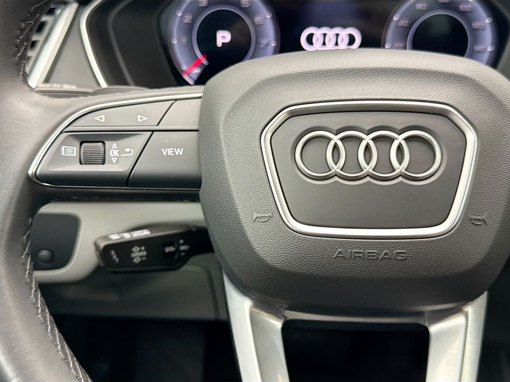 Thumbnail: 2025 Audi Q5 - 11