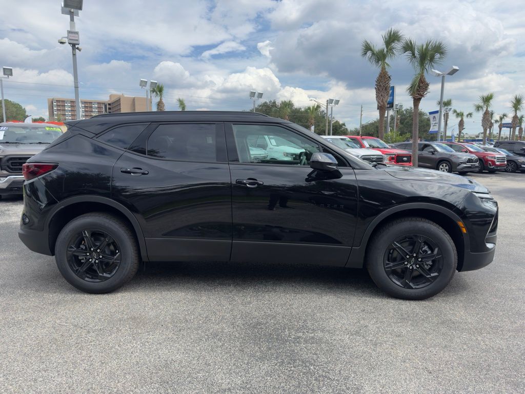 2025 Chevrolet Blazer LT 9