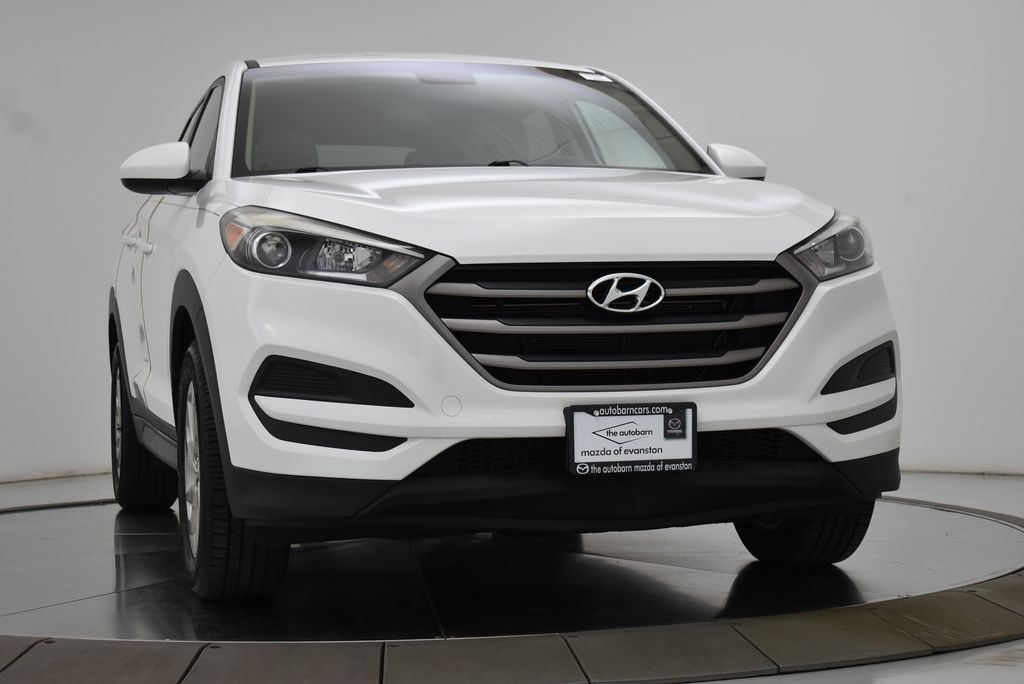 2016 Hyundai Tucson SE photo