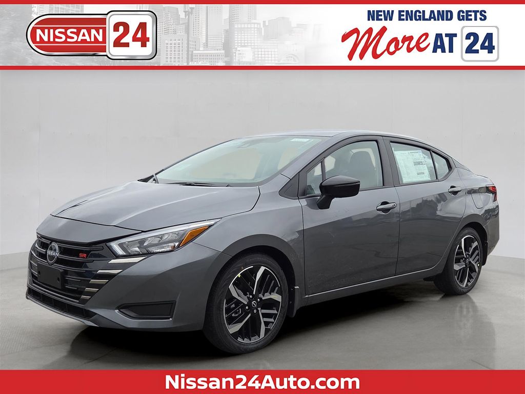2025 Nissan Versa SR FWD