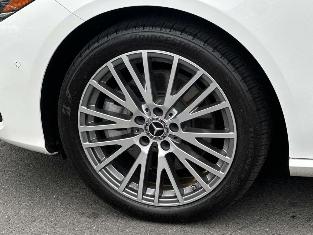 Thumbnail: 2025 Mercedes-Benz CLA - 9