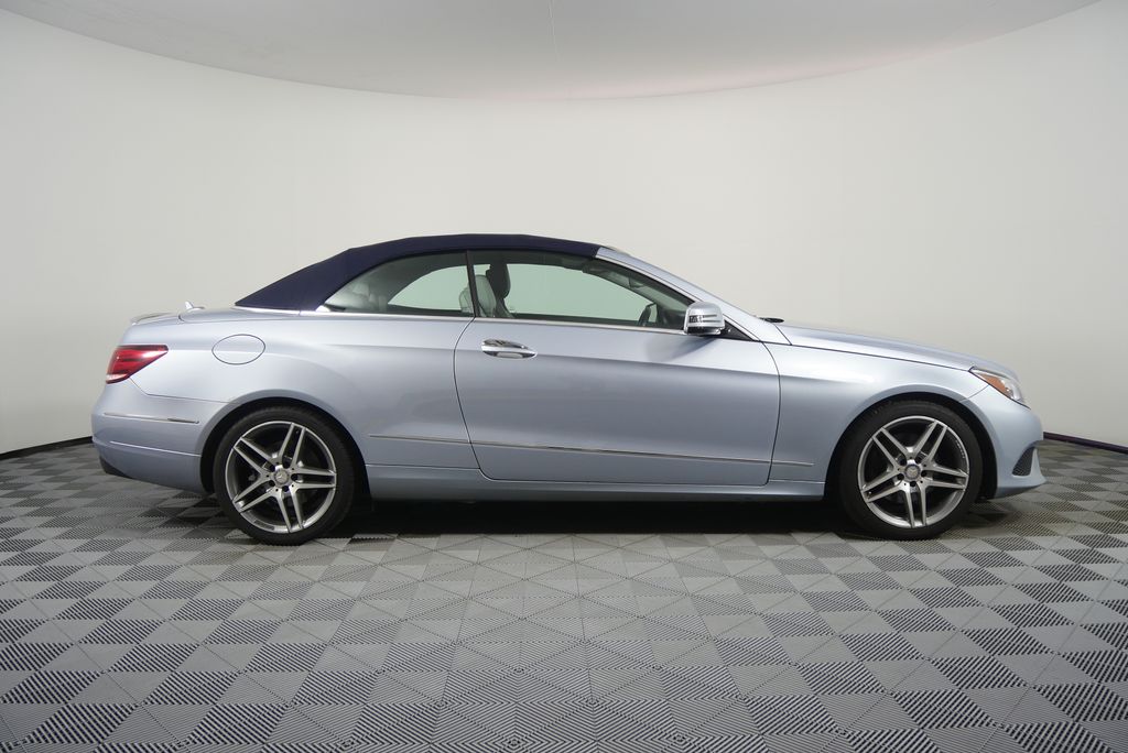 Thumbnail: 2014 Mercedes-Benz E-Class - 2