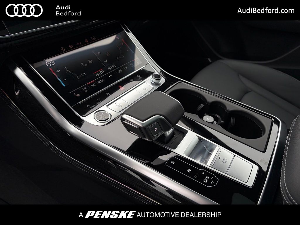 Thumbnail: 2026 Audi Q8 - 16