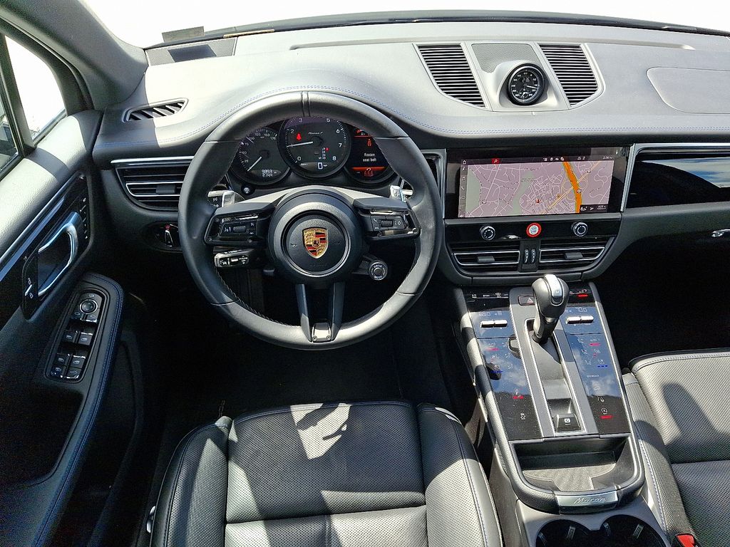 2024 Porsche Macan T 14