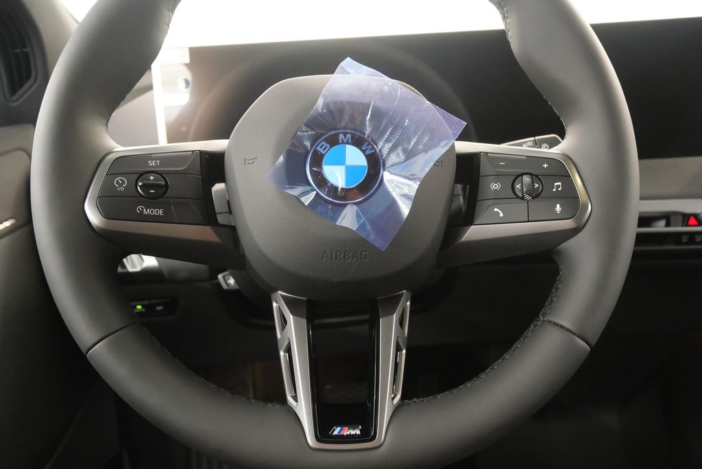 2025 BMW iX xDrive50 16