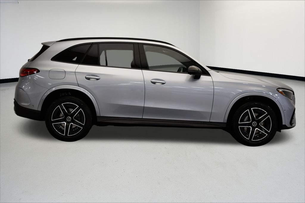 Thumbnail: 2026 Mercedes-Benz GLC - 6