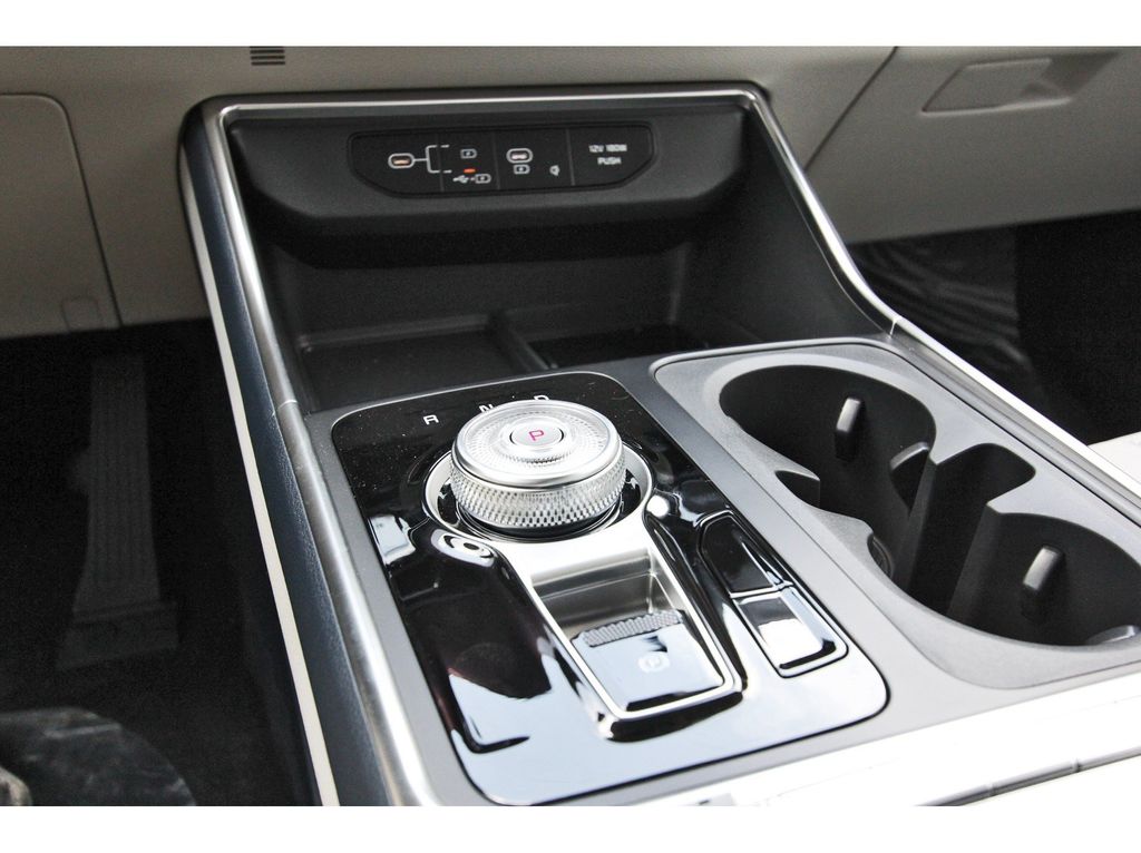 2027 Kia Carnival Hybrid SX Prestige  at Shottenkirk Kia Fort Bend