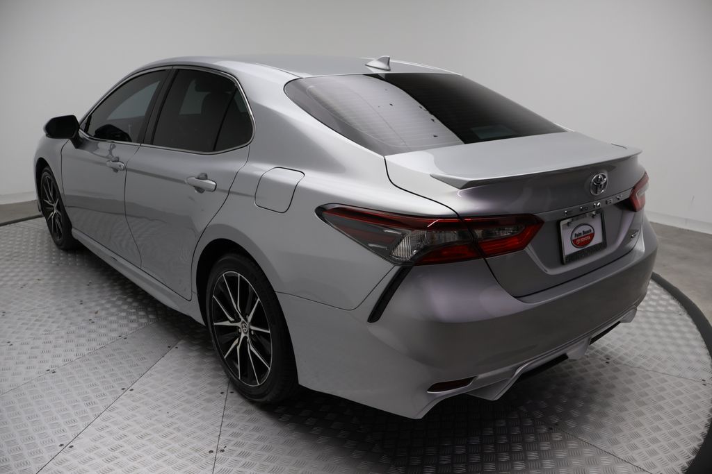 Thumbnail: 2023 Toyota Camry - 11