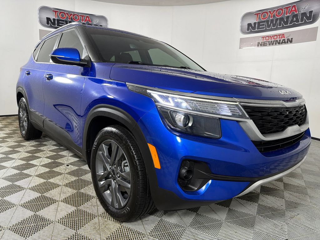 2023 Kia Seltos S FWD