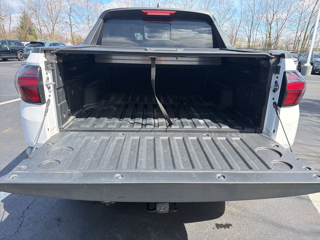 Thumbnail: 2023 Hyundai Santa Cruz - 21