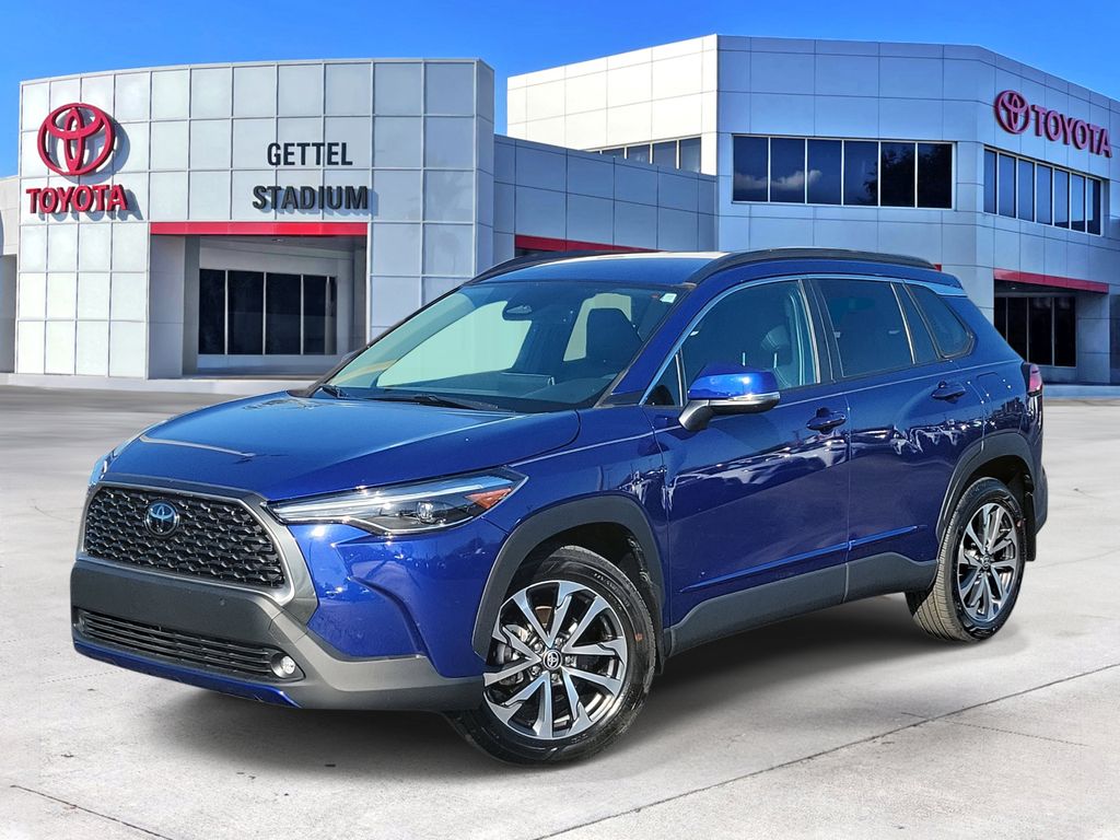 2023 Toyota Corolla Cross XLE FWD