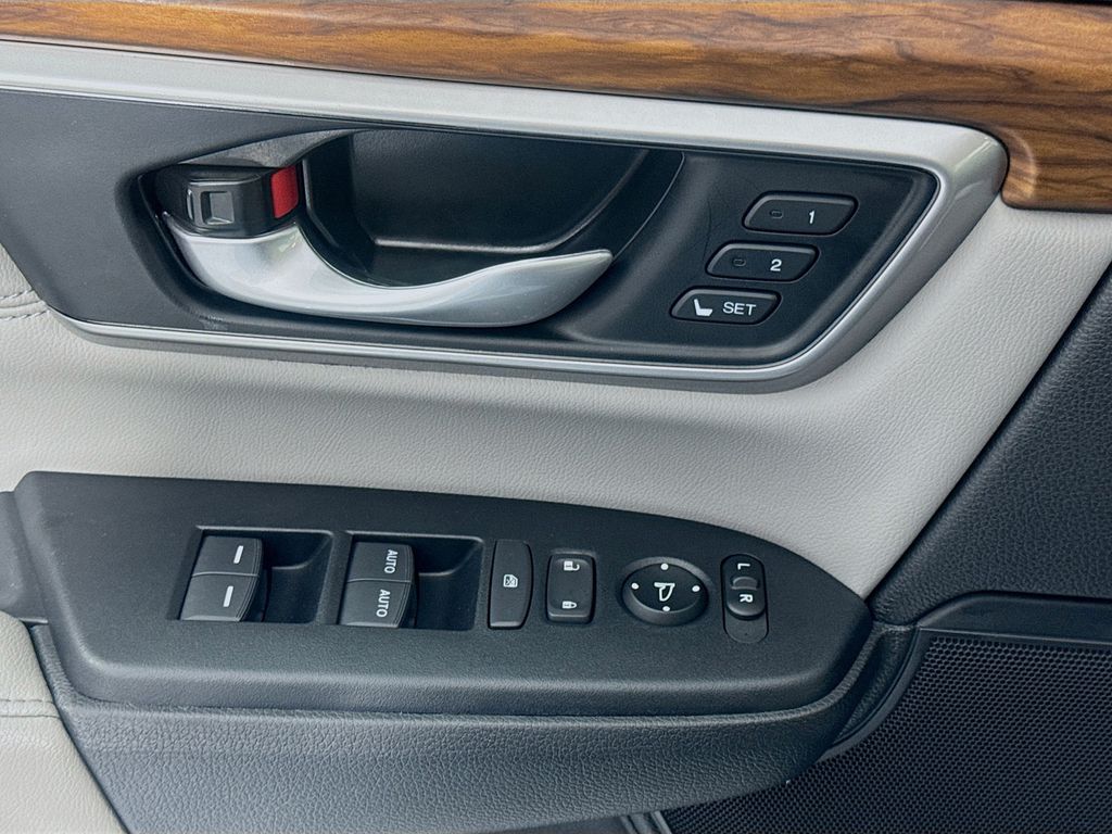 Used Car 2022 Honda Cr-v  Ex-l For Sale Under $30,000 In Austin, Texas