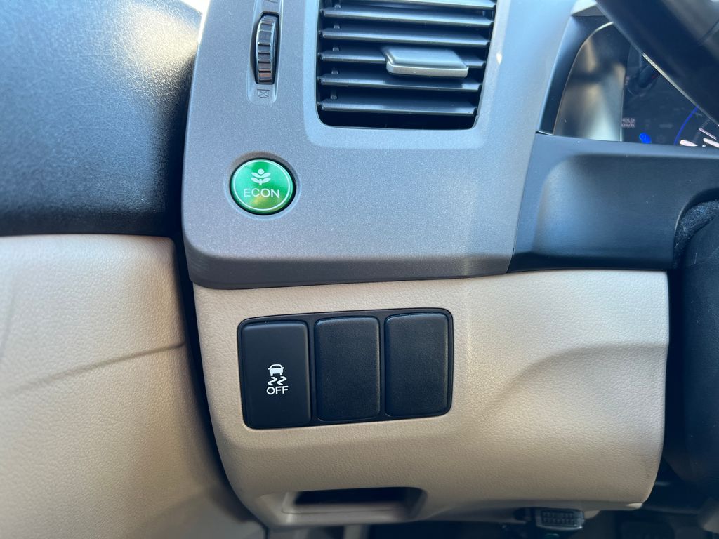 Thumbnail: 2012 Honda Civic - 17