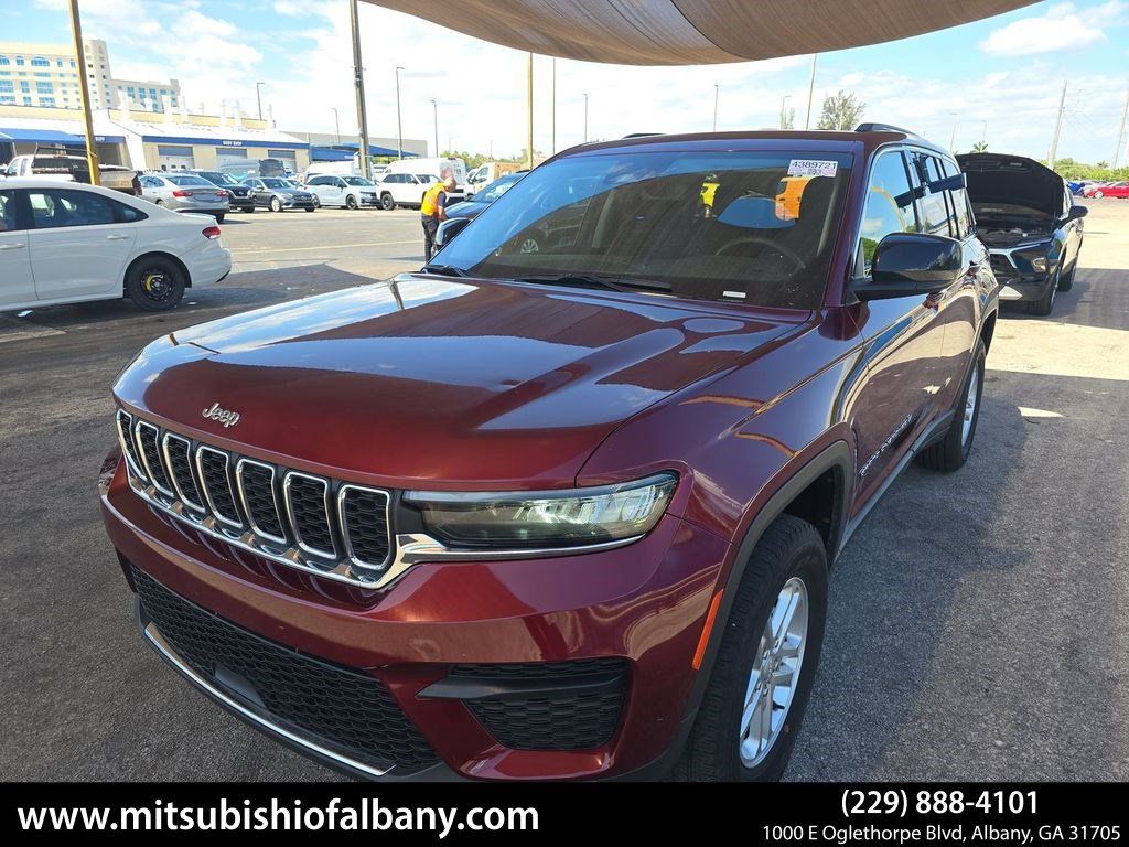 2023 Jeep Grand Cherokee Laredo