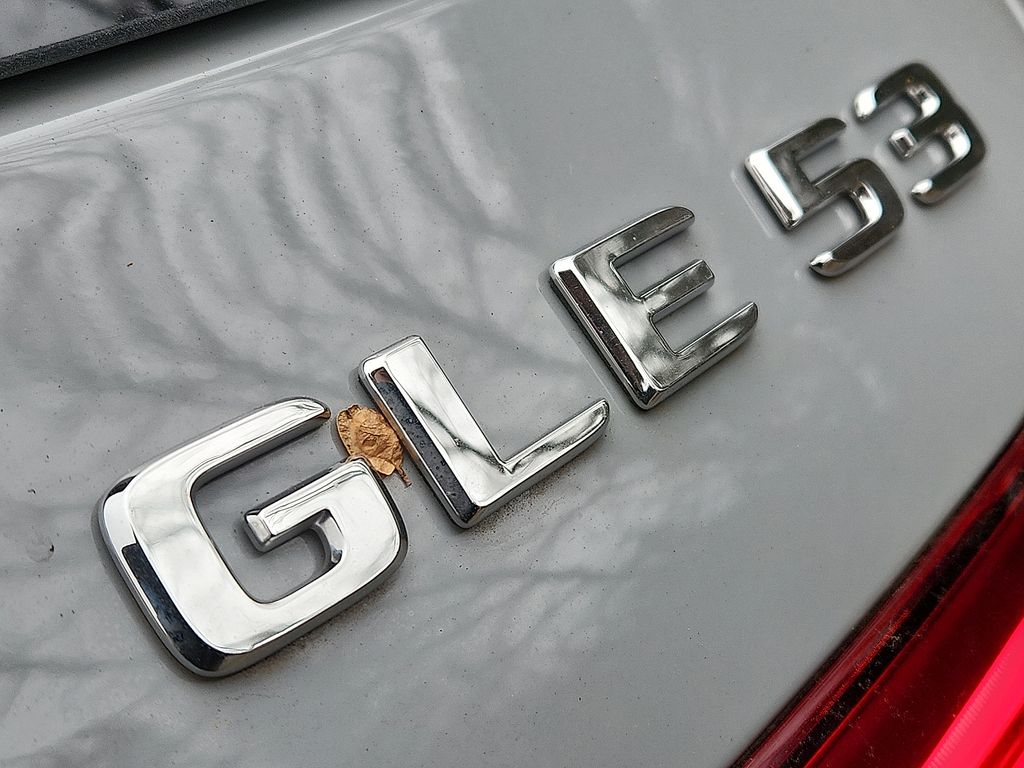 Thumbnail: 2026 Mercedes-Benz GLE - 17