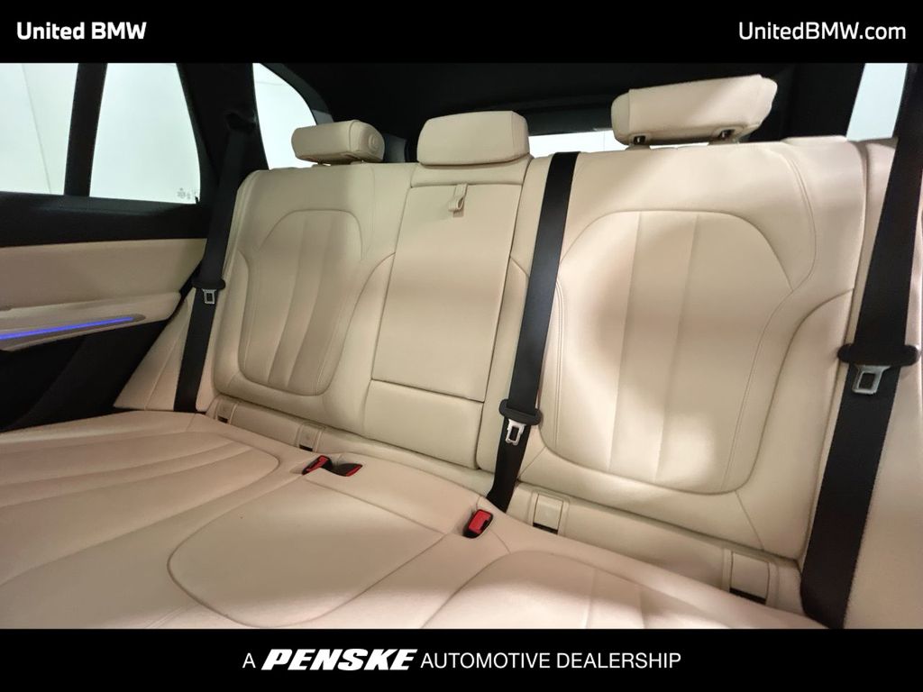 Thumbnail: 2021 BMW X5 - 21