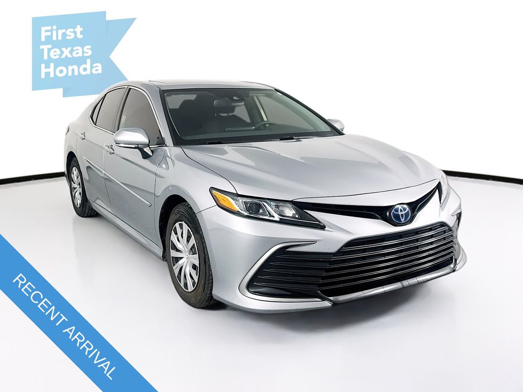 Used Car 2022 Toyota Camry Hybrid  Le For Sale Under $25,000 In Austin, Texas
