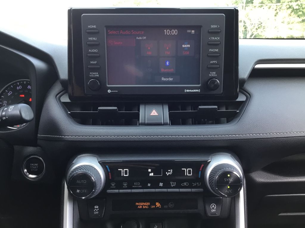 Thumbnail: 2021 Toyota RAV4 - 21