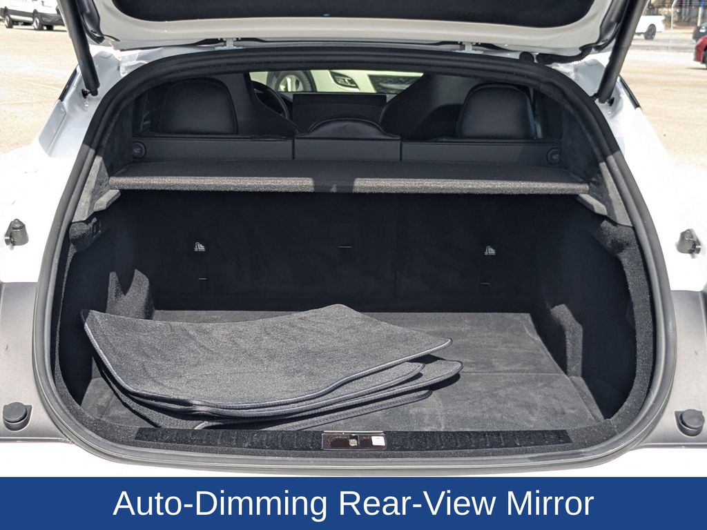 2025 Tesla Model S Plaid